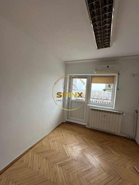 Decebal De inchiriat apartament cu 4 camere pe Bulevardul Decebal